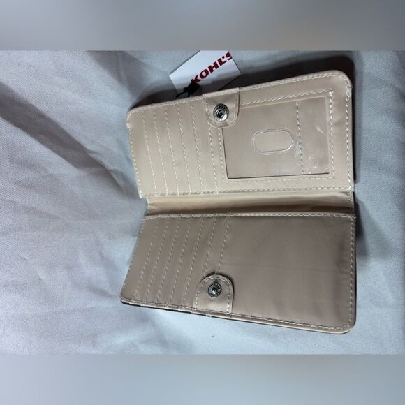 New Beautiful Butterfly Staves RFID-Blocking Slim Wallet - Picture 6 of 7